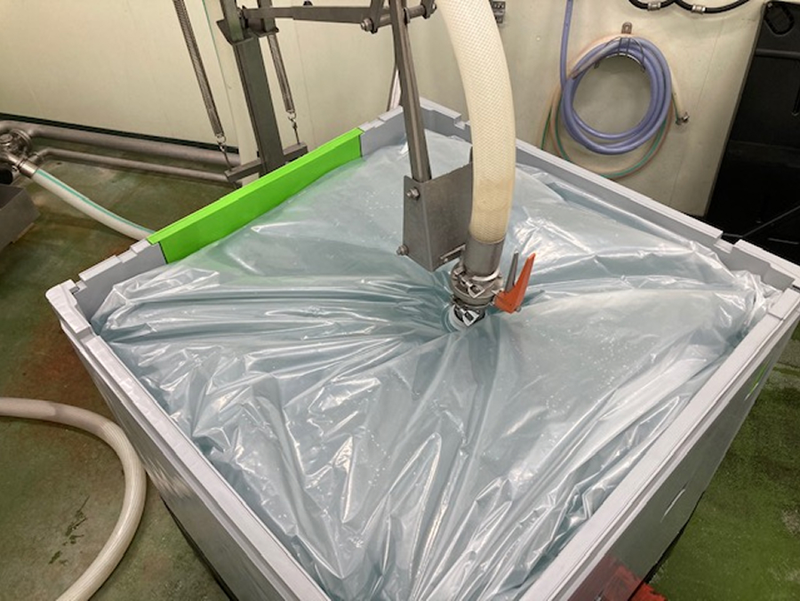 ライナーバックへの製品充填